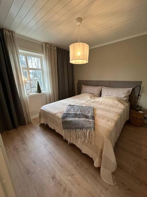 Ny Laegenhet I Vesene Appartement Ljung Buitenkant foto