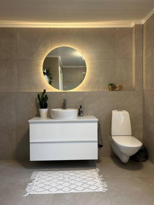 Ny Laegenhet I Vesene Appartement Ljung Buitenkant foto