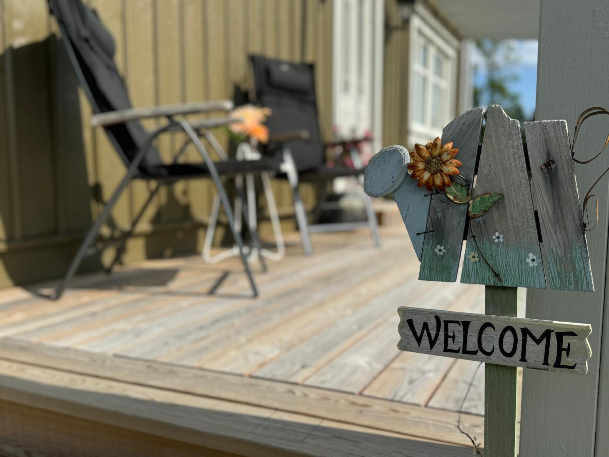 Ny Laegenhet I Vesene Appartement Ljung Buitenkant foto